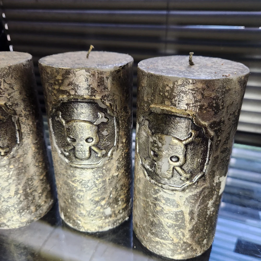 Target Gold Candles‎ & Holders with Elegant Accents